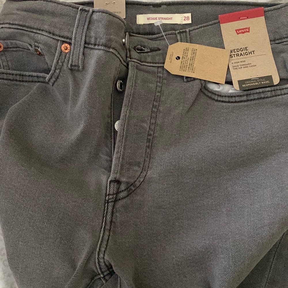 NWT Levi's Women's Wedgie Straight Fit Jeans - Cosmic Comet 28x28 - Picture 5 of 5